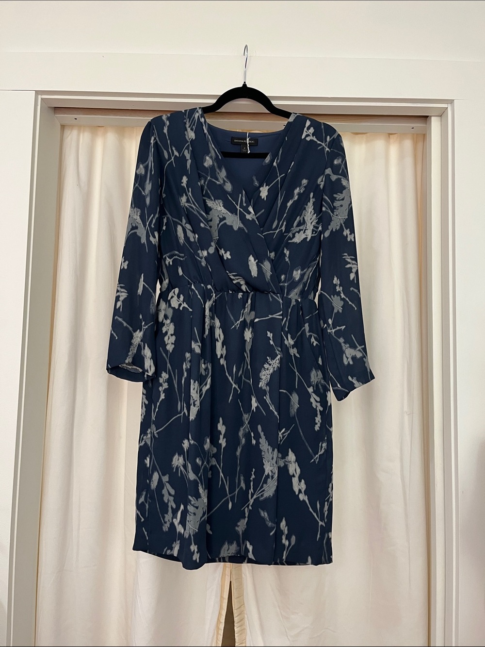 Banana Republic Navy Floral Long-Sleeve Wrap Dress